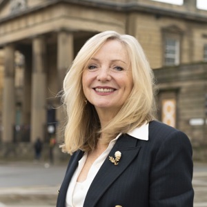 Mayor Tracy Brabin Headshot
