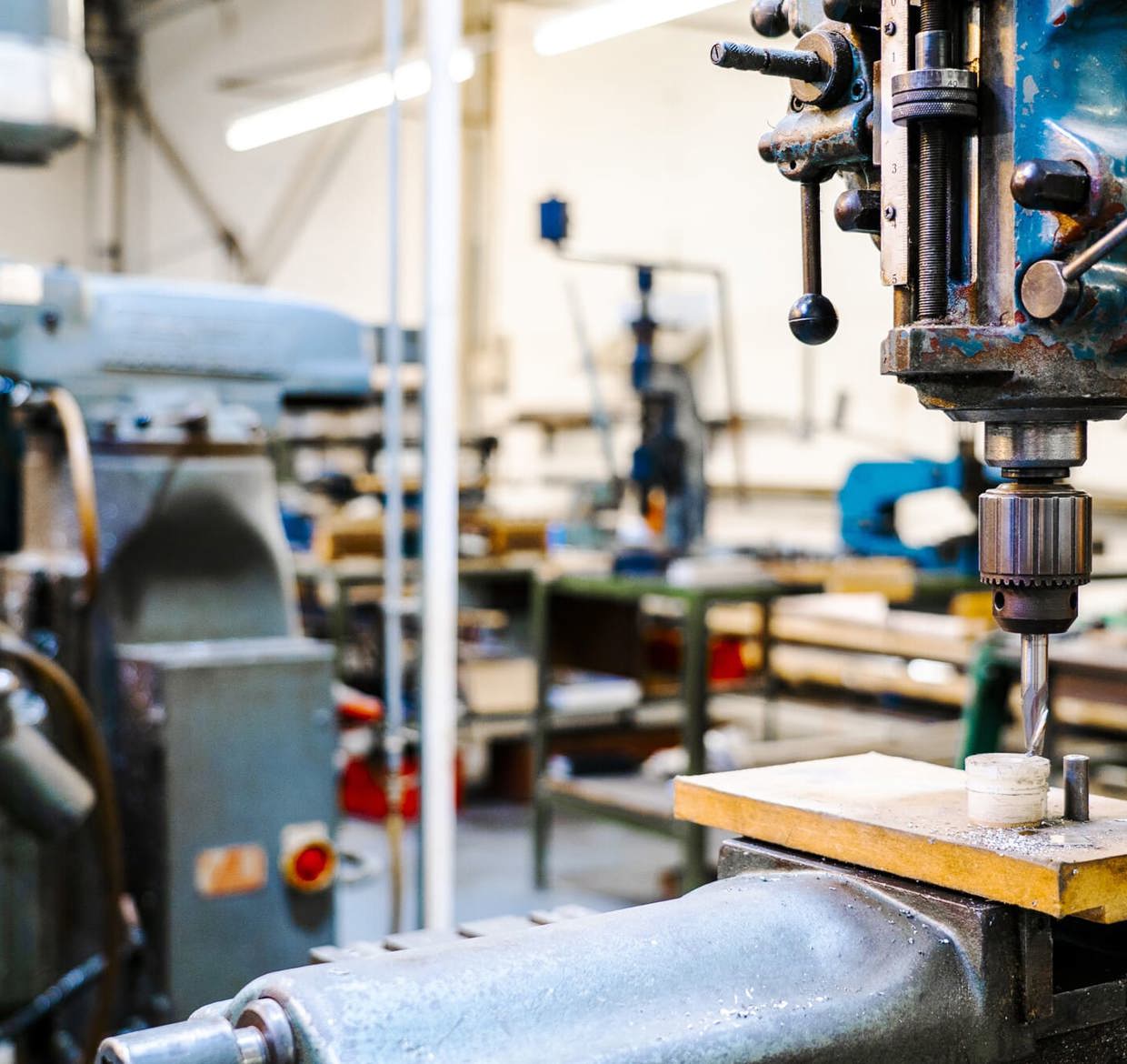 Manufacturing equipment