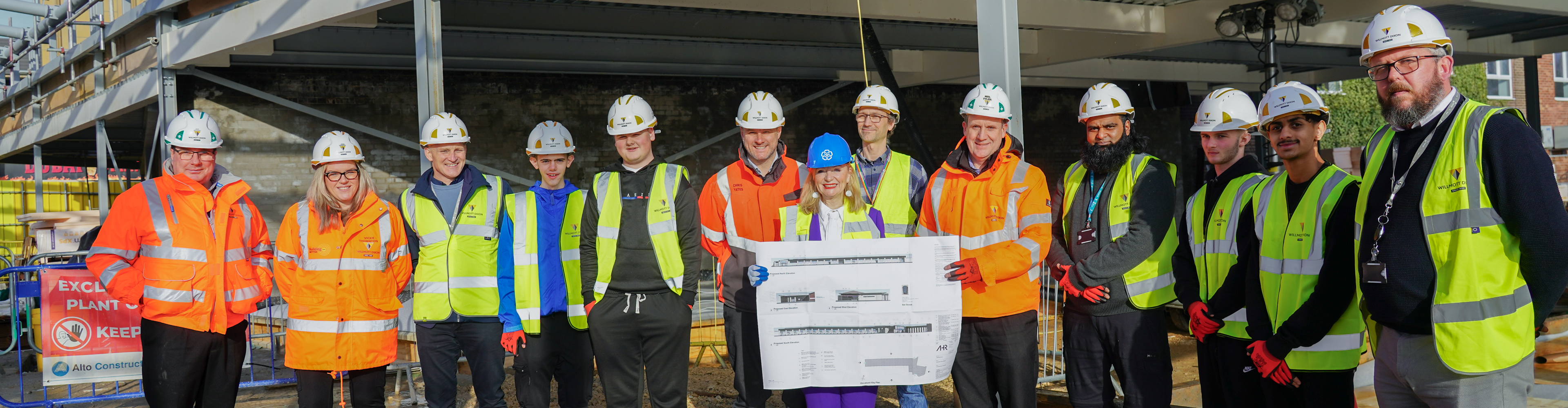 Cllr Moses Crook, Tracy Brabin & Willmot Dixon, Dewsbury Bus Station